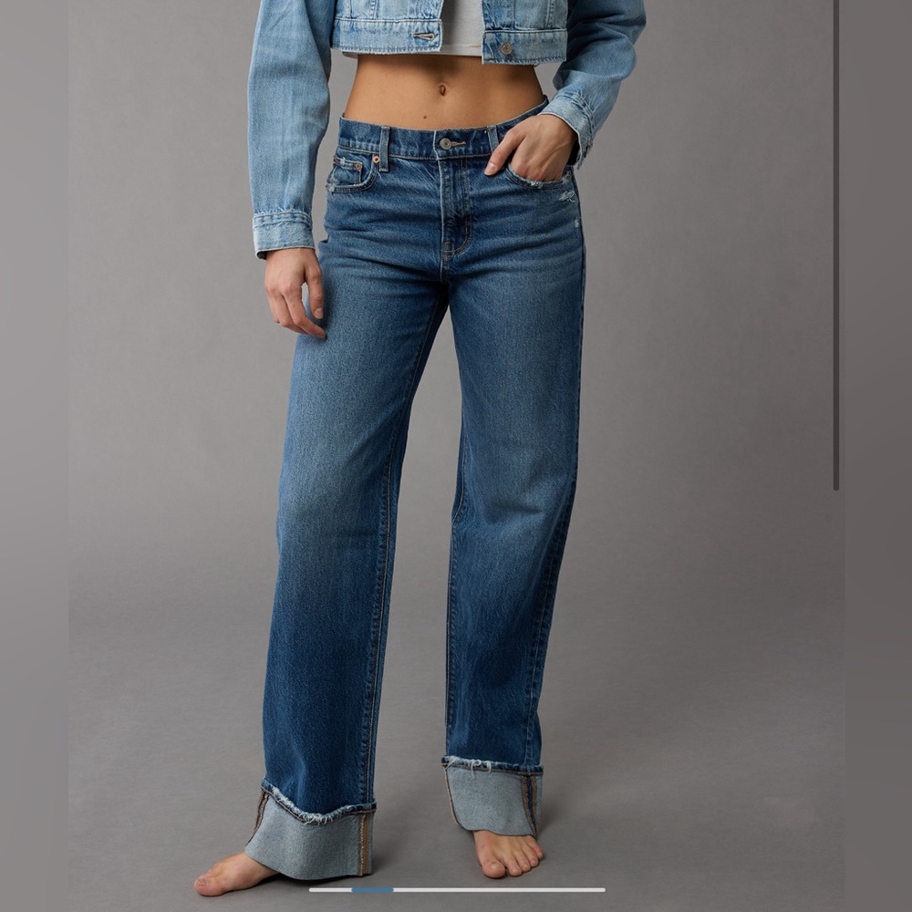 AE Stretch High Waisted Stovepipe Cuffed Jean - size 12